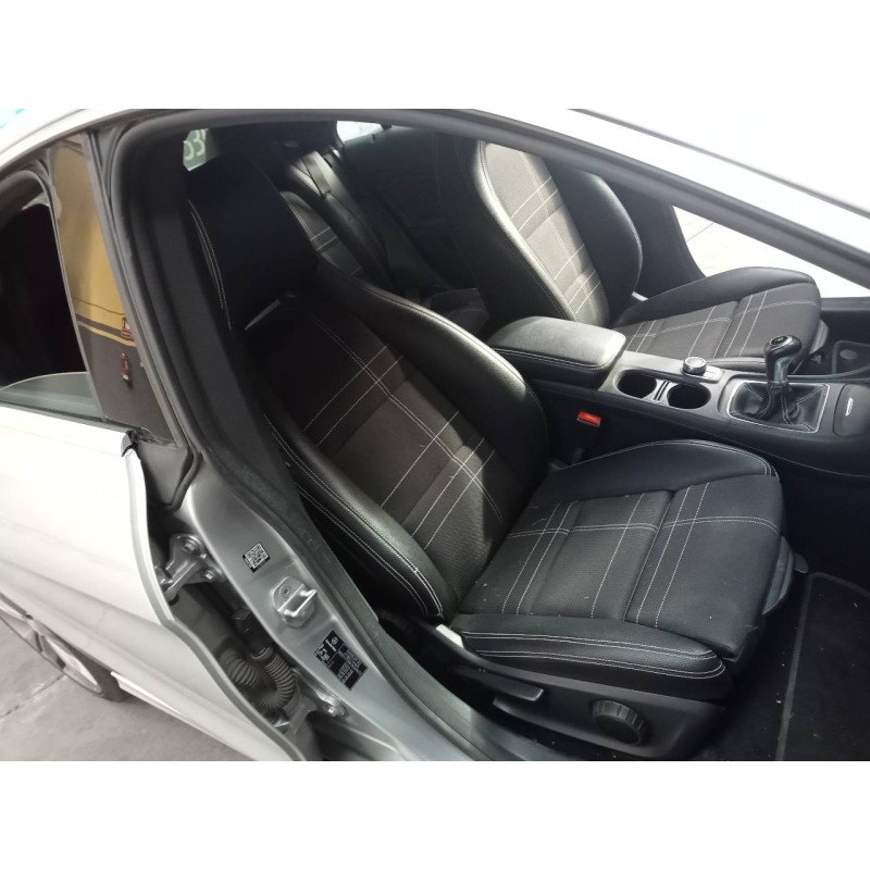 mercedes-benz clase cla (w117) del año 2016