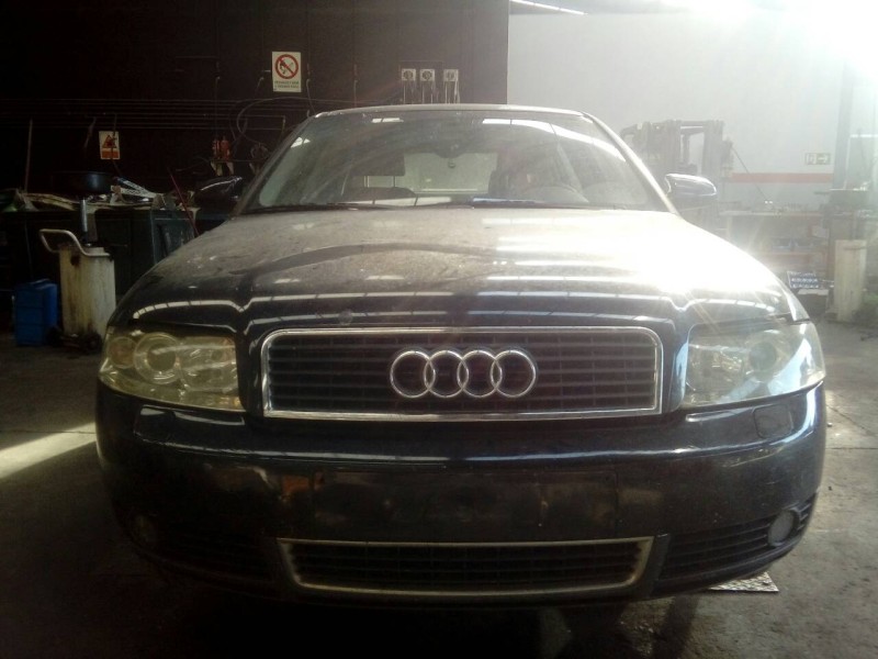 audi a4 berlina (8e) del año 2001