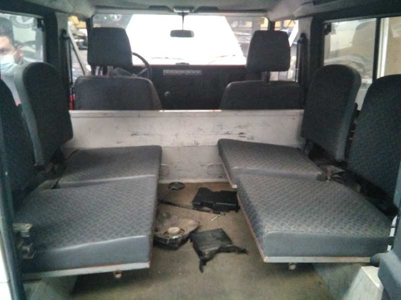 land rover defender (ld) del año 2003