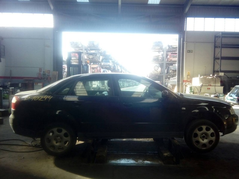 audi a4 berlina (8e) del año 2001