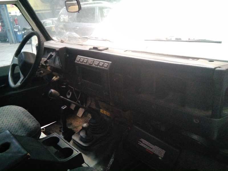 land rover defender (ld) del año 2003