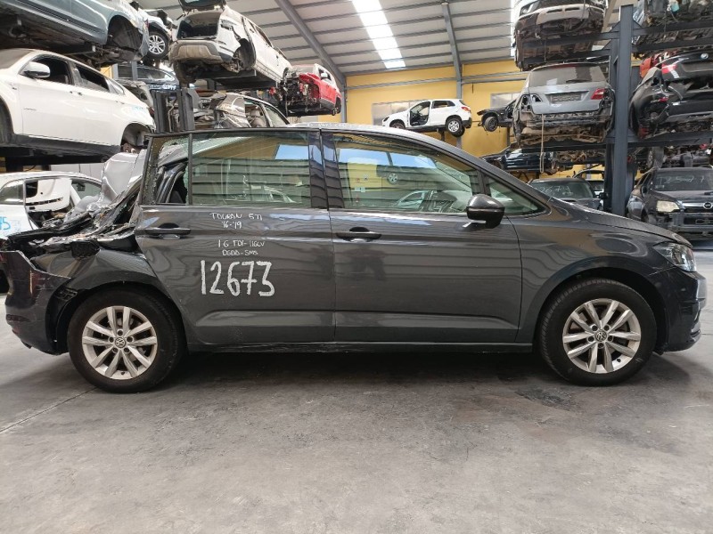 volkswagen touran (5t1) del año 2017