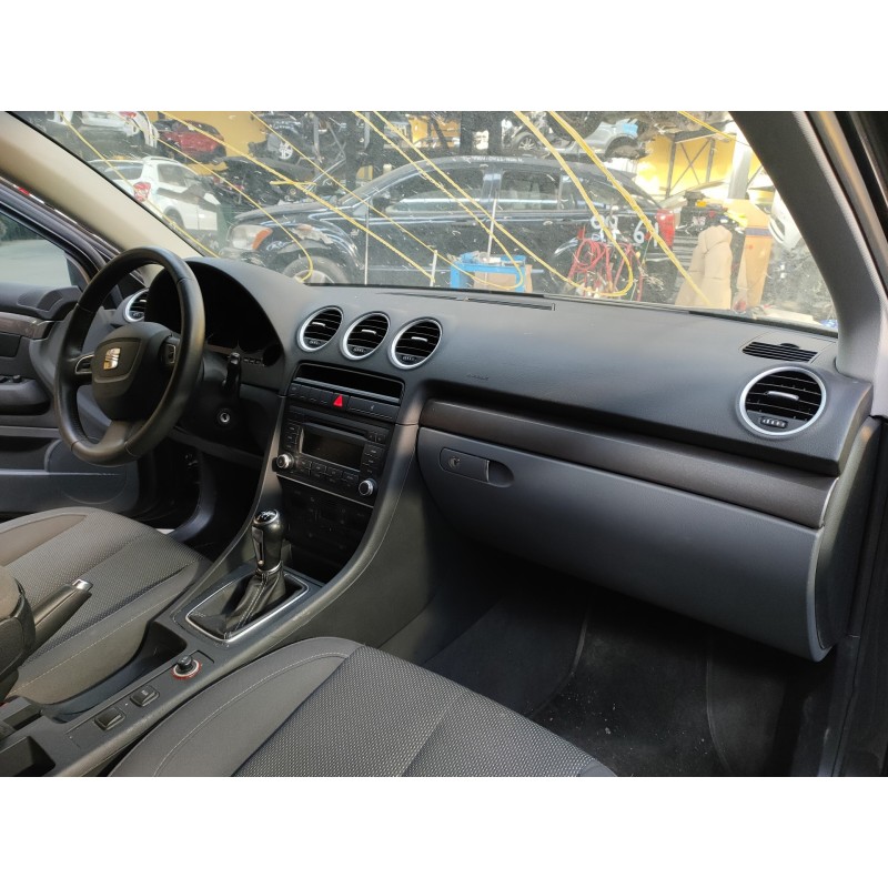 seat exeo berlina (3r2) del año 2011