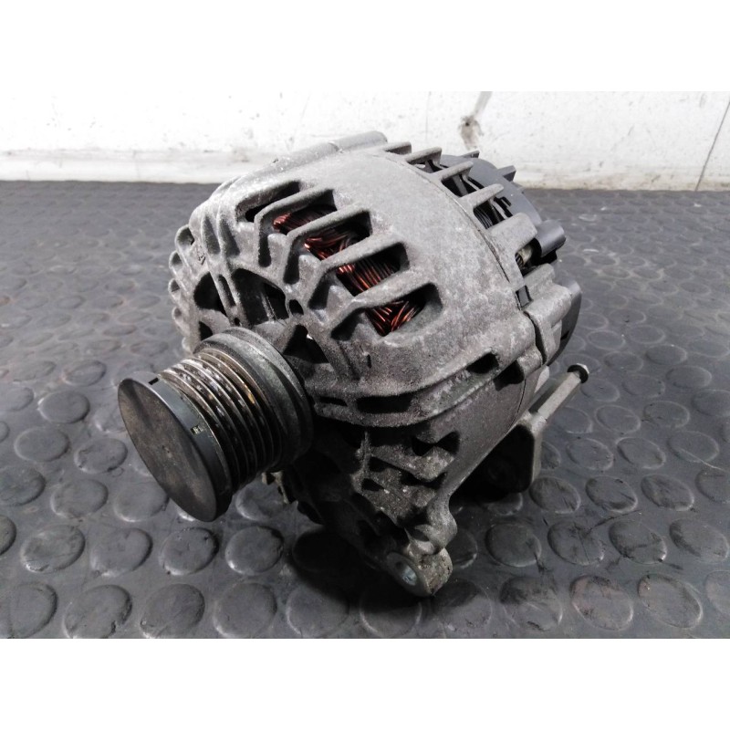 Recambio de alternador para audi a3 sedán(8vs) ambition referencia OEM IAM 03L903023L TG14C043 