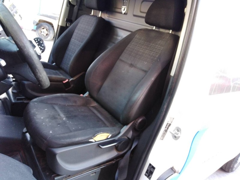 mercedes-benz vito mixto (447) del año 2016