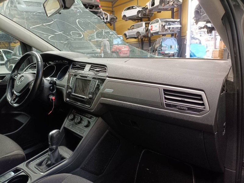 volkswagen touran (5t1) del año 2017