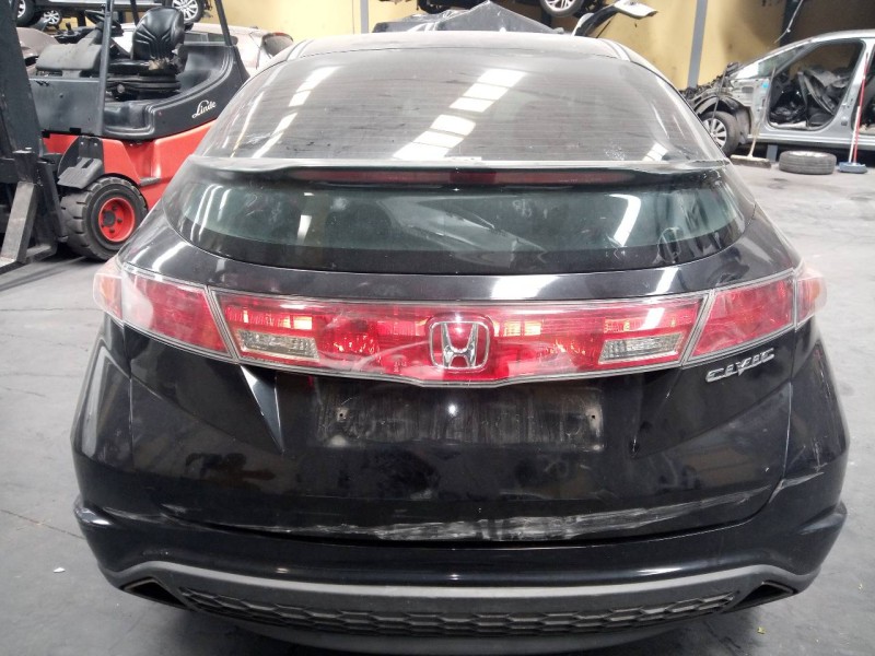 honda civic berlina 5 (fk) del año 2005