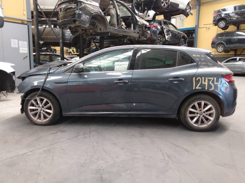 renault megane iv berlina 5p del año 2016