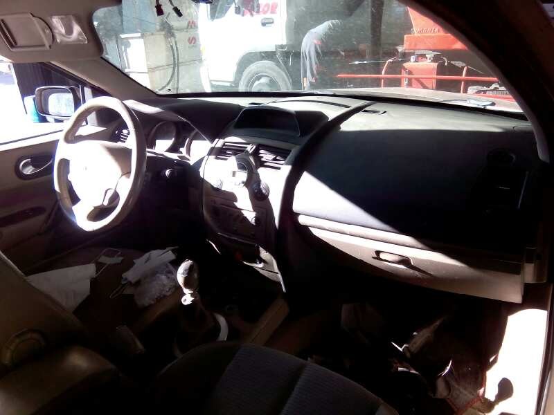 renault megane ii berlina 5p del año 2006