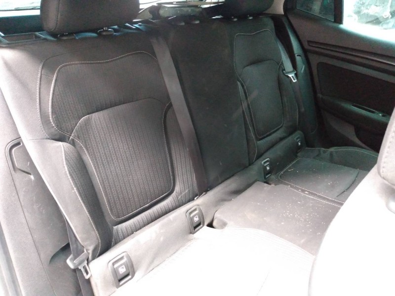 renault megane iv berlina 5p del año 2016