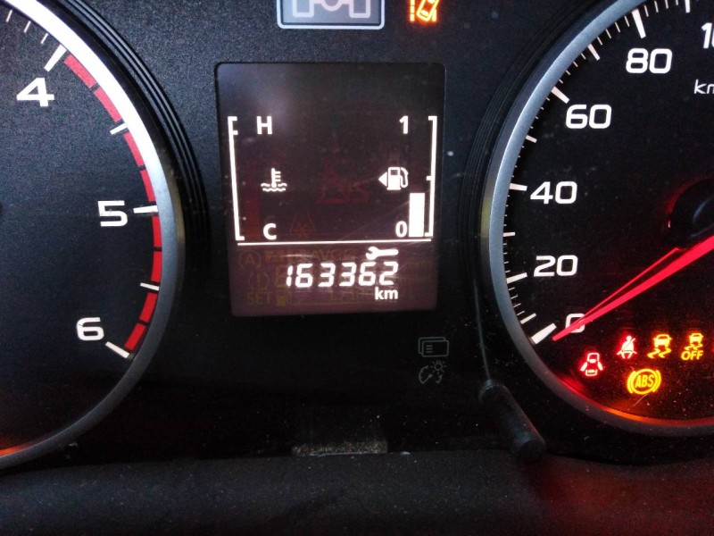 mitsubishi l 200 del año 2015