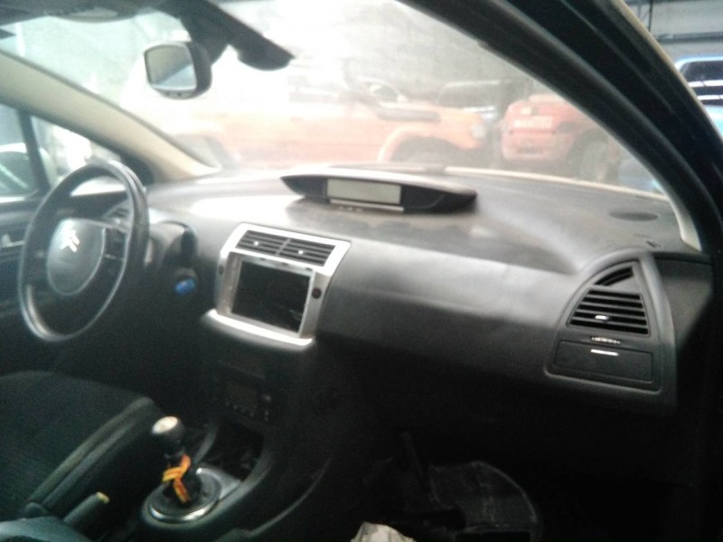 citroën c4 berlina del año 2009