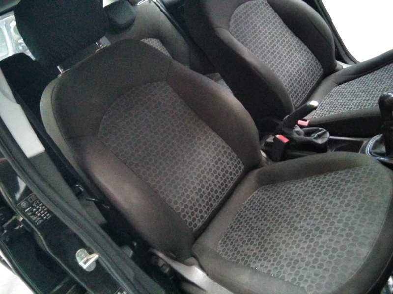 opel corsa e del año 2015