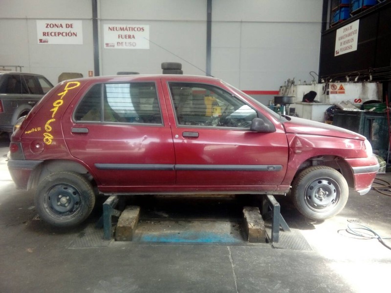 renault clio i phase iii del año 1998
