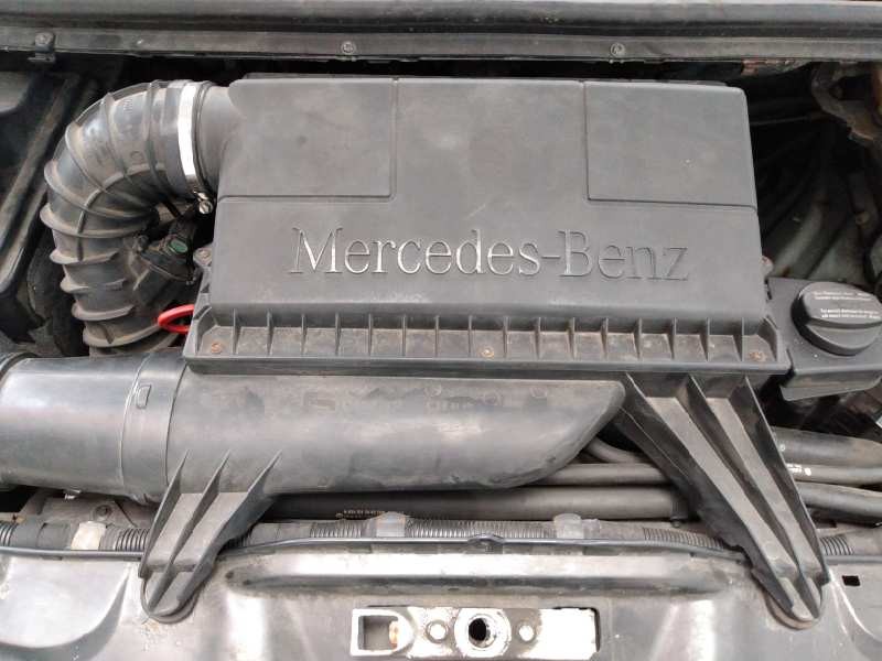 mercedes-benz vito (w639) basic, combi del año 2004