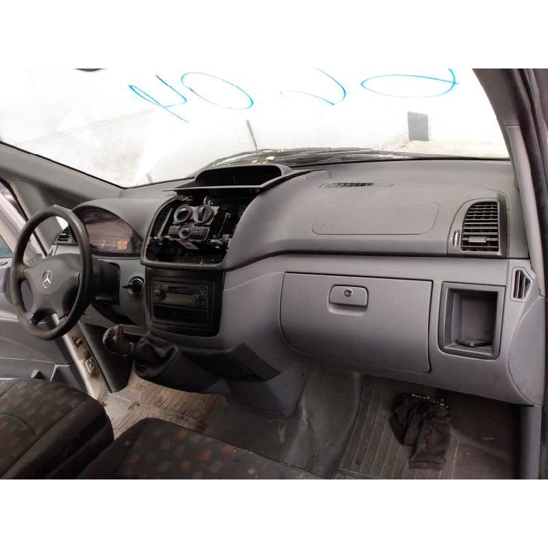 mercedes-benz vito (w639) basic, combi del año 2004