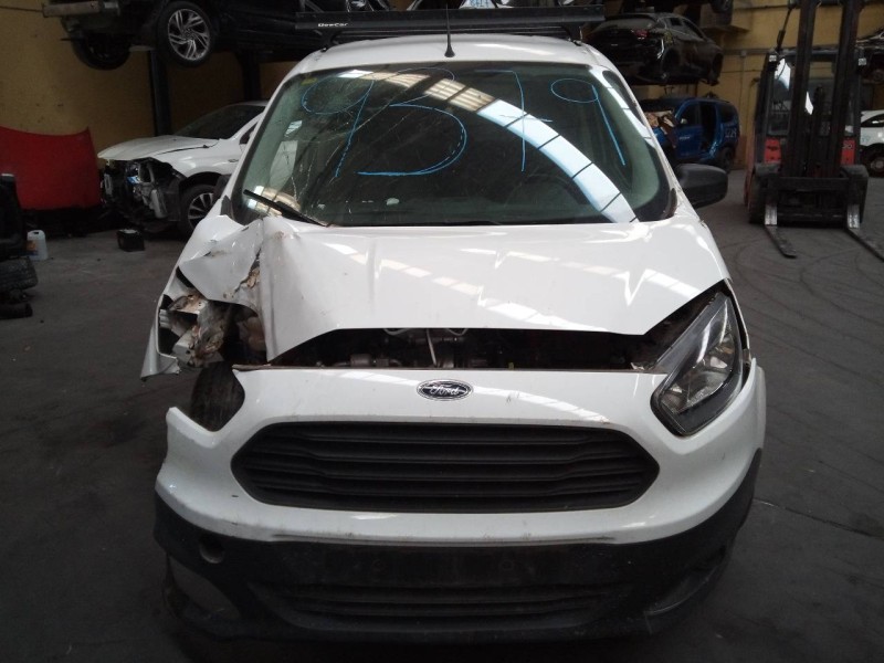 ford transit courier del año 2013