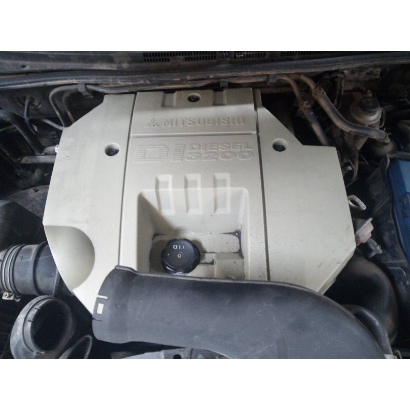 mitsubishi montero (v60/v70) del año 2000