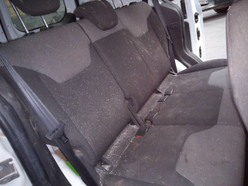 ford transit courier del año 2013