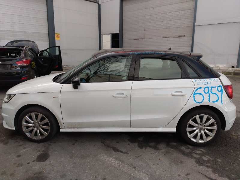 audi a1 sportback (8xf) del año 2015