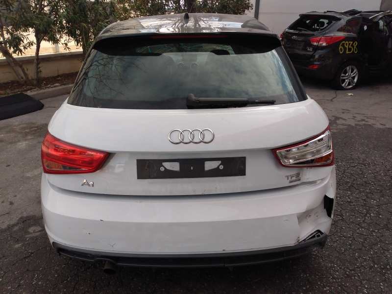 audi a1 sportback (8xf) del año 2015