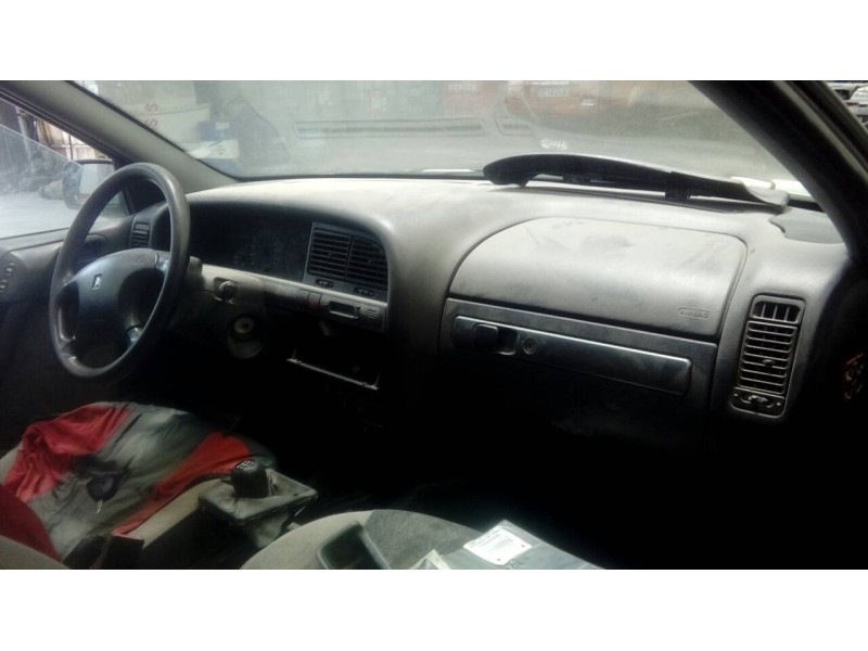 citroën xantia berlina del año 1999