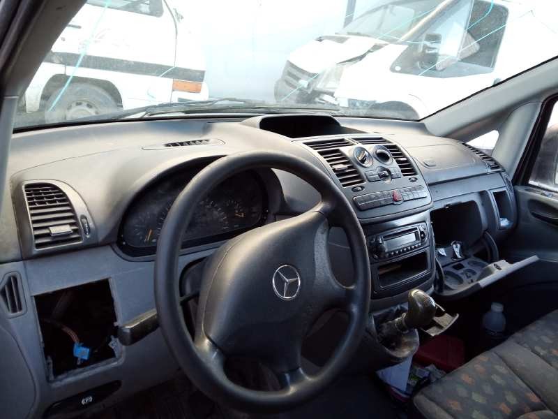 mercedes-benz vito (w639) basic, combi del año 2004