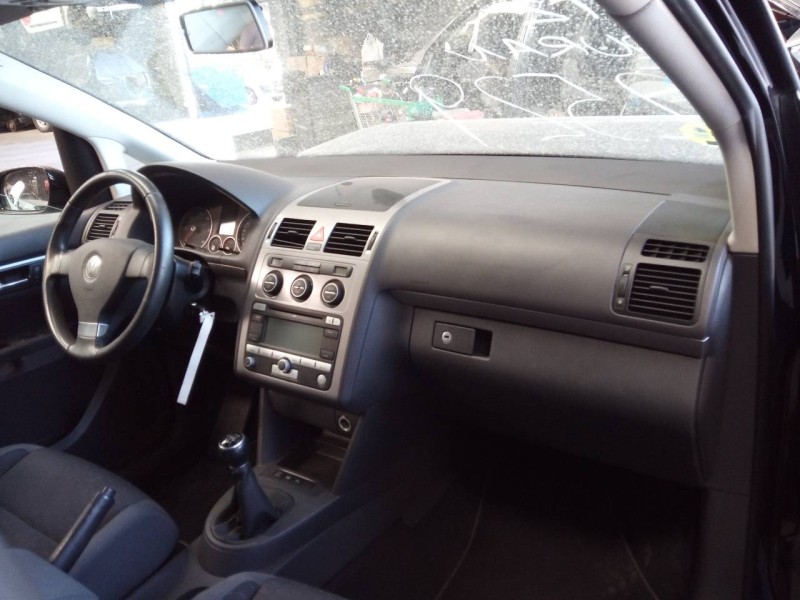 volkswagen touran (1t2) del año 2008