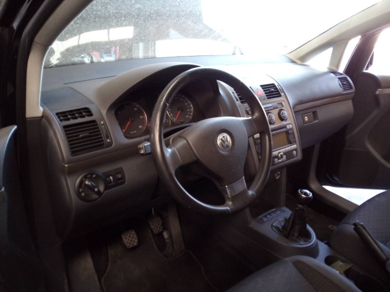 volkswagen touran (1t2) del año 2008