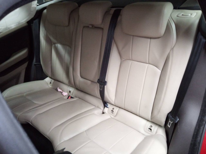 land rover evoque del año 2015