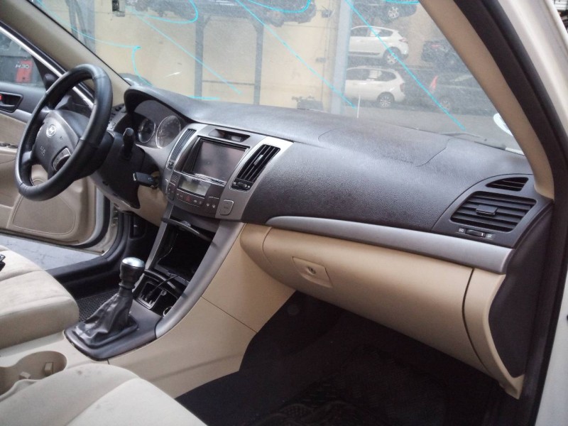 hyundai sonata (nf) del año 2010