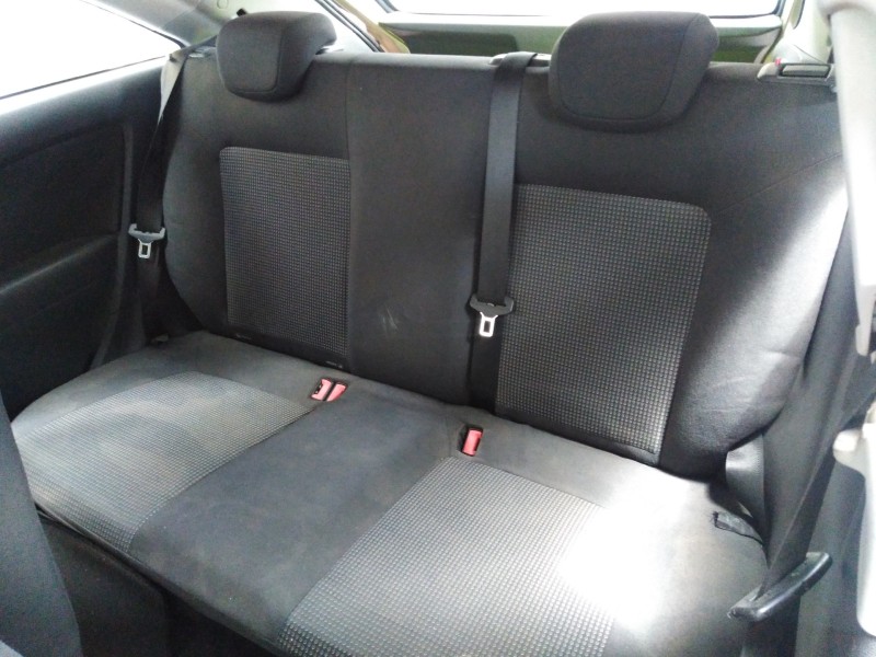 opel corsa d del año 2008