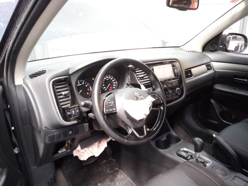 mitsubishi outlander (gf0) del año 2016