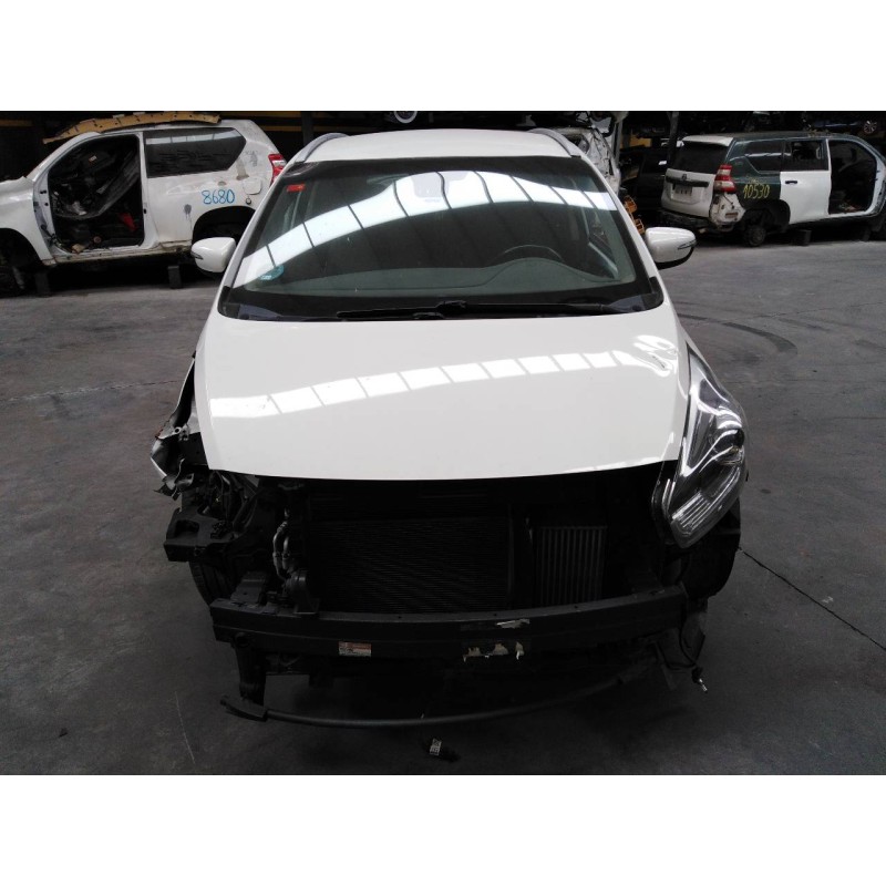 kia carens ( ) del año 2016