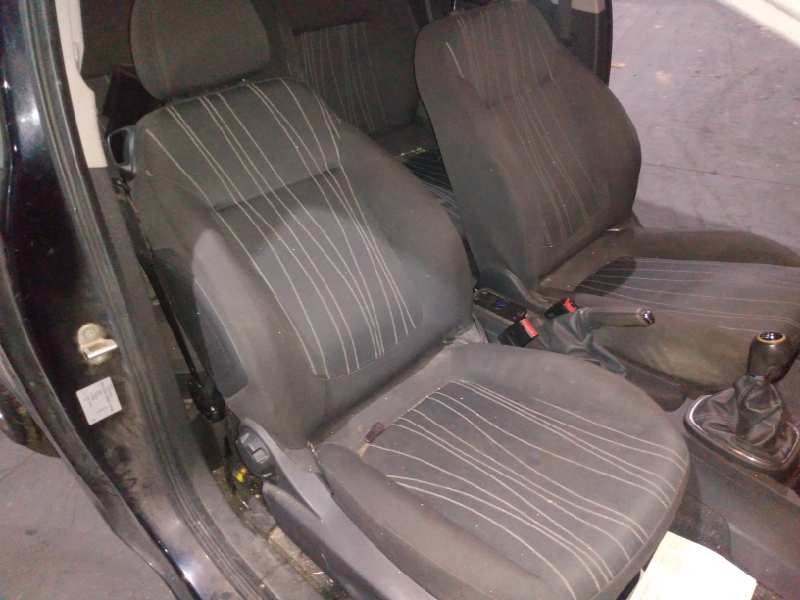 opel corsa d del año 2008