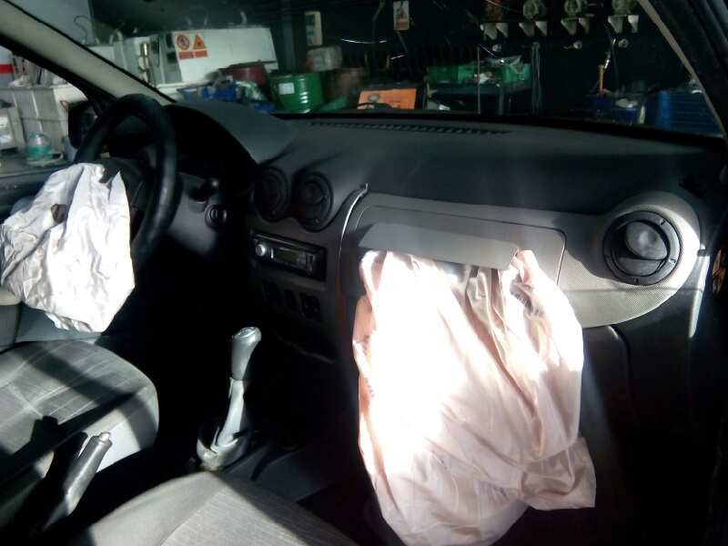 dacia logan del año 2010