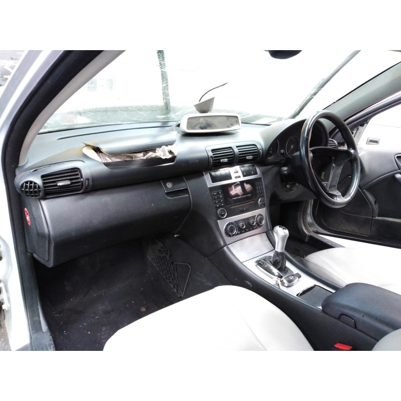 mercedes-benz clase c (w203) sportcoupe del año 2006