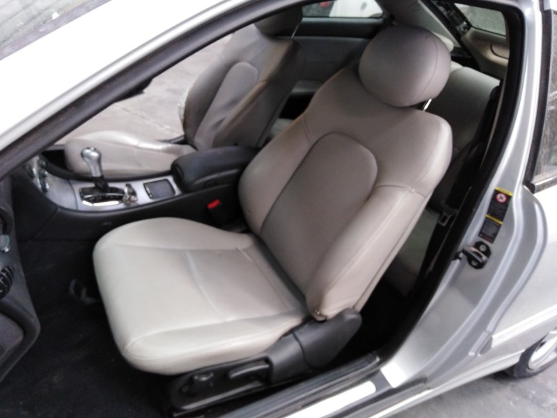 mercedes-benz clase c (w203) sportcoupe del año 2006