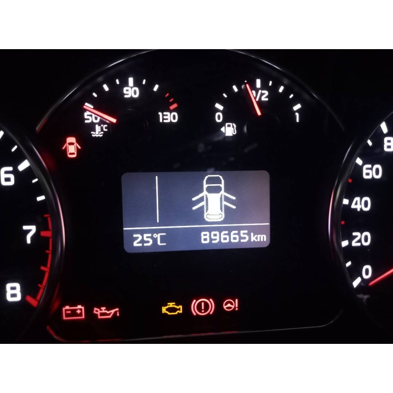 kia carens ( ) del año 2018