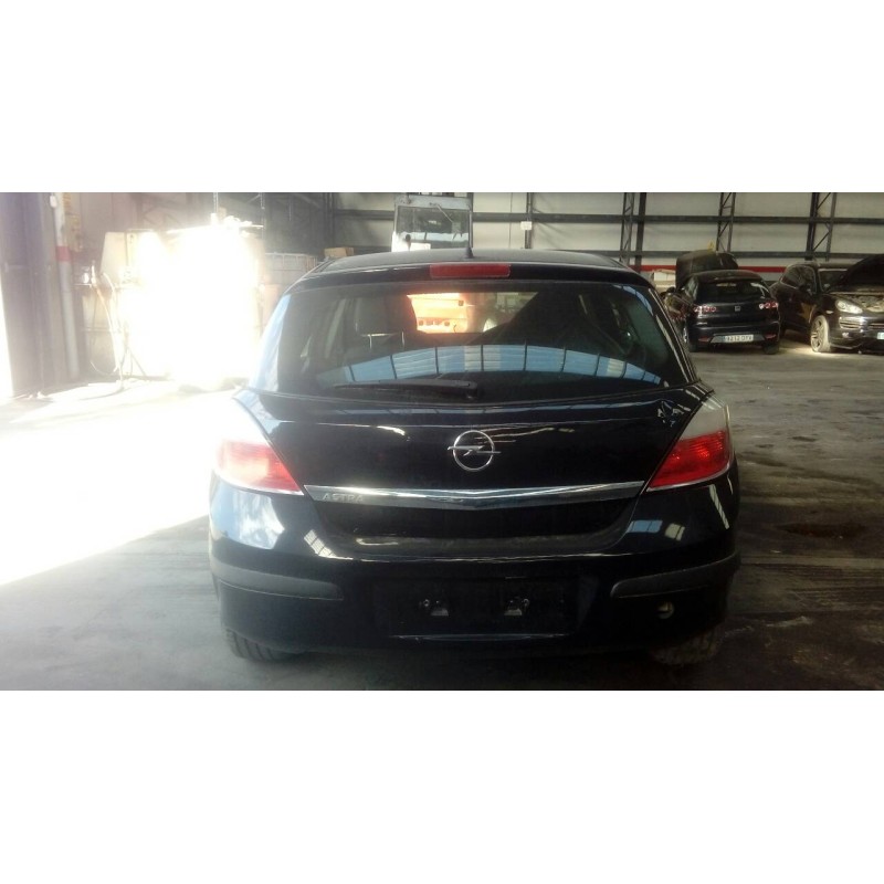 opel astra h berlina del año 2006