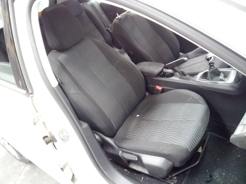 peugeot 308 del año 2016