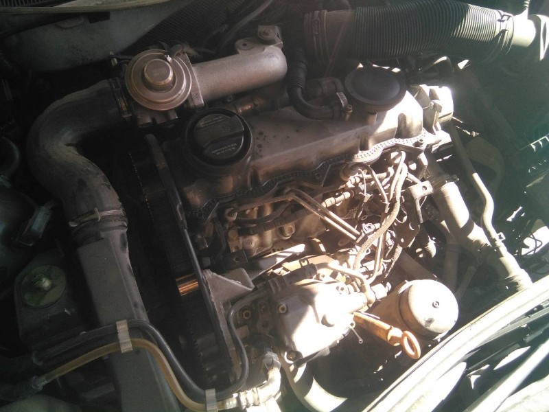 volkswagen golf iv berlina (1j1) del año 1999