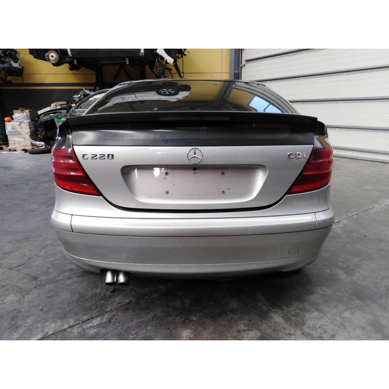 mercedes-benz clase c (w203) sportcoupe del año 2001