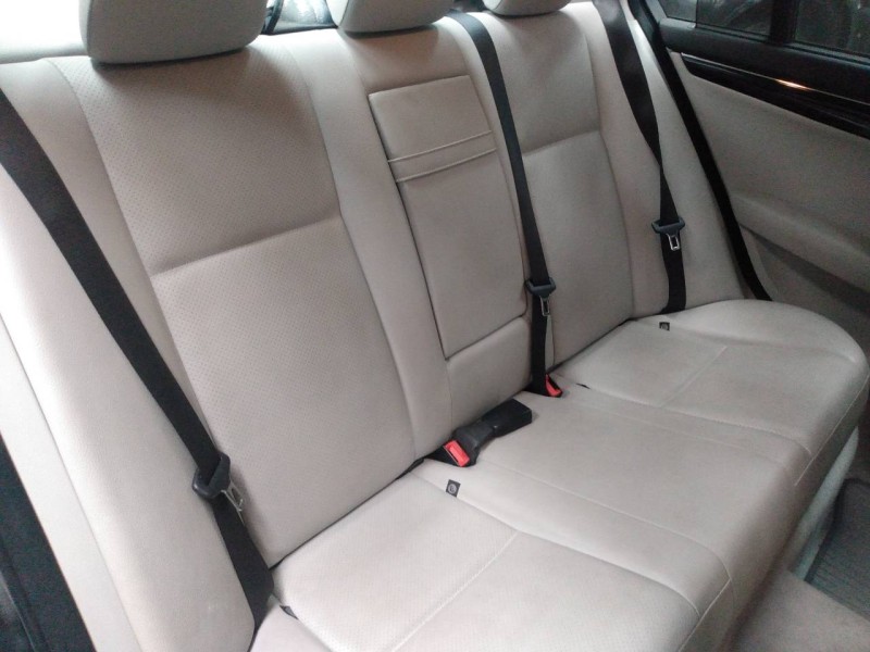 mercedes-benz clase c (w204) berlina del año 2010