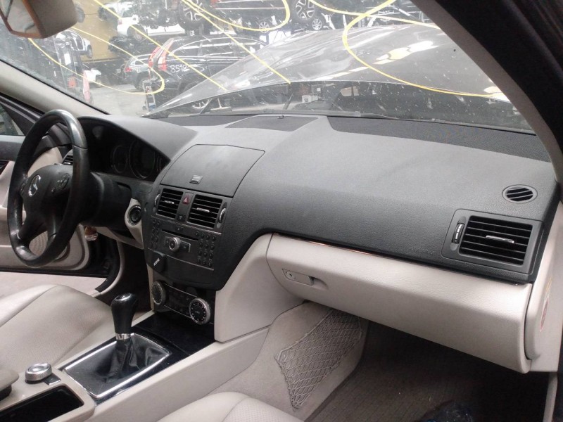 mercedes-benz clase c (w204) berlina del año 2010