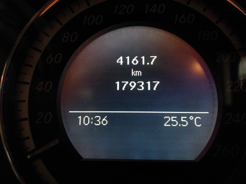 mercedes-benz clase c (w204) berlina del año 2010