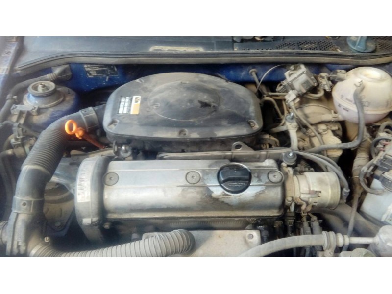 volkswagen polo berlina (6n1) del año 1999