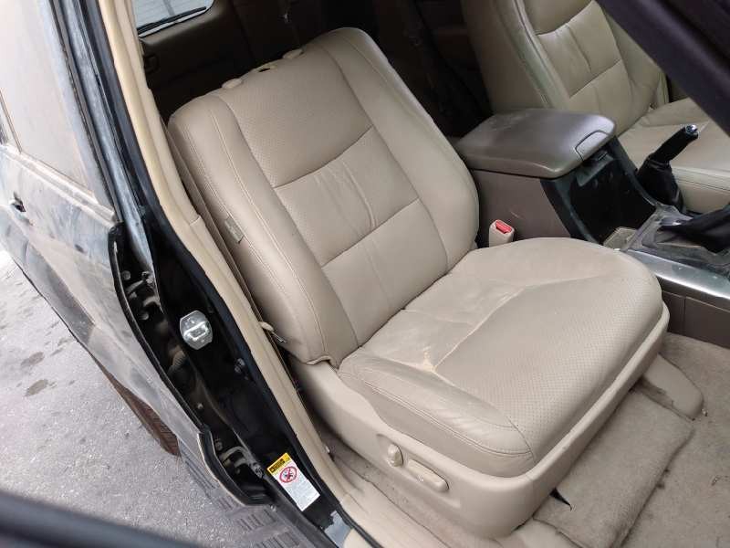toyota land cruiser (j12) del año 2007