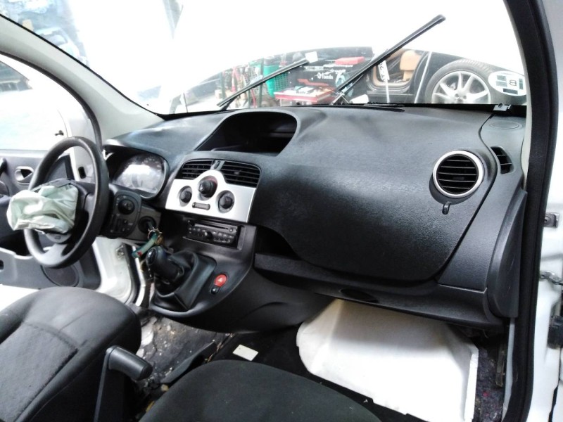 renault kangoo del año 2013