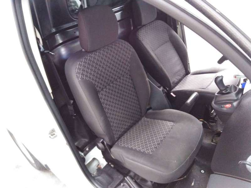 renault kangoo del año 2013